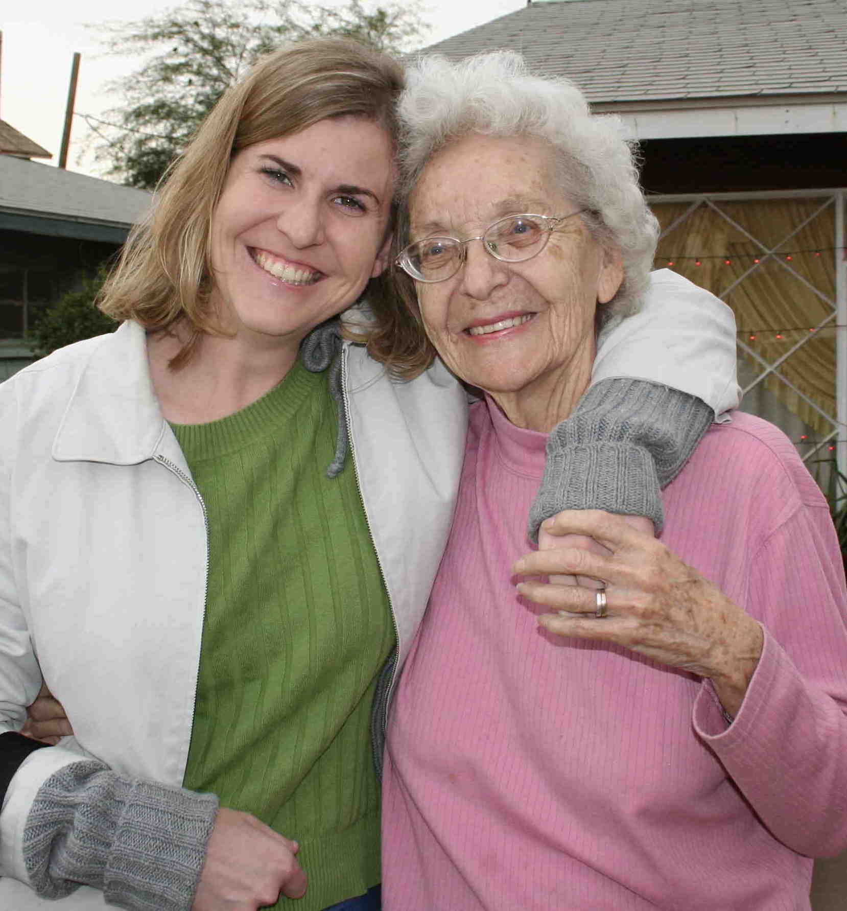 Caryn  ASTON Alumni Photo