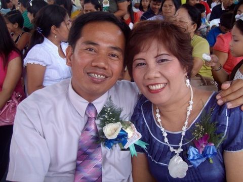 graduation day of our youngest daughter-grade six
lucy grace nava astilla
26 Apr 2010