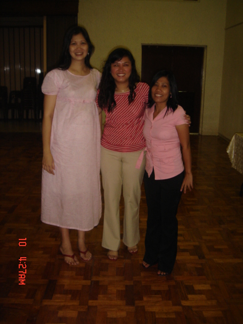 Sis.Soriano,me & Sis. Daguman
Divine Dyquiangco Dadal
22 Jun 2006