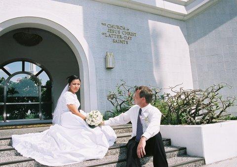 my eternal companion
Claire Dela Cruz Holden
27 Jun 2006