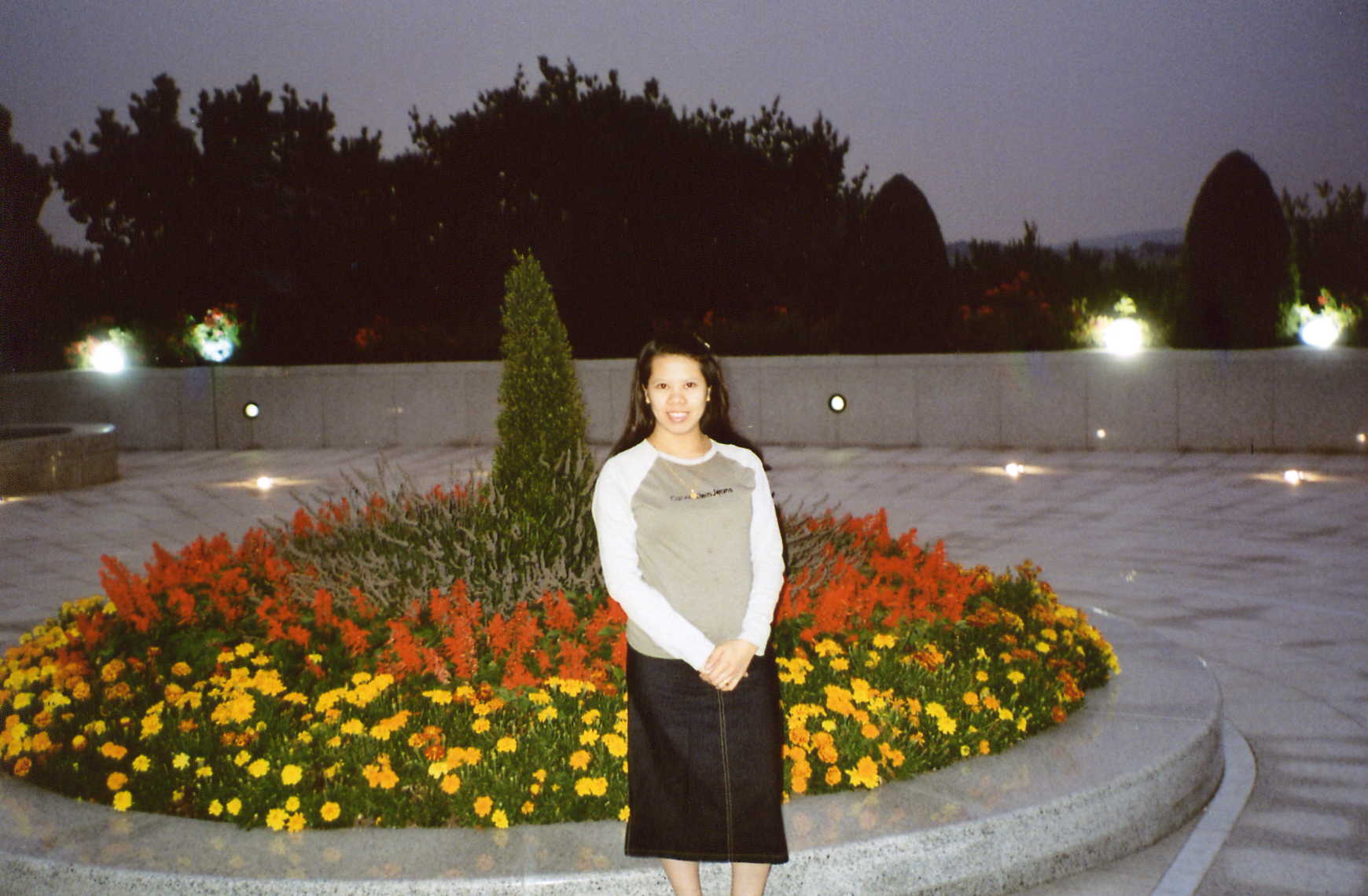 Sis Eva Herras in Temple Square, Preston, England
Renato Garabel de la Cruz
23 Sep 2006