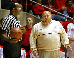 Two all beef patties, special sauce, lettuce, cheese, pickles, onions, on a sesame seed bun
Timothy John McGaffin
02 Dec 2004