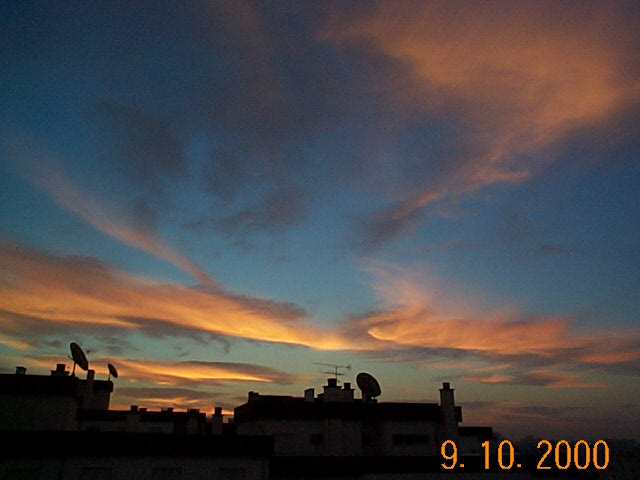 Que bonita
Ryan Shane Christensen
30 Sep 2003