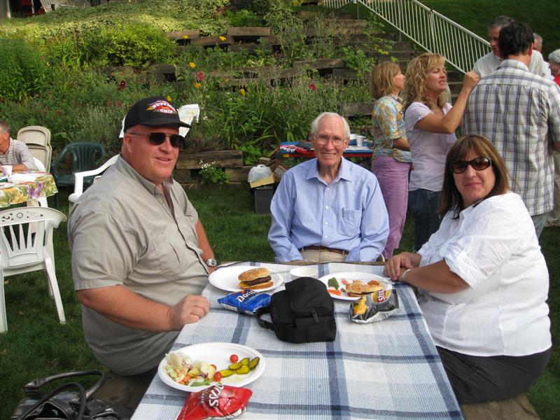 Swensons with P. Pinegar
Howard K. Bangerter
23 Oct 2009