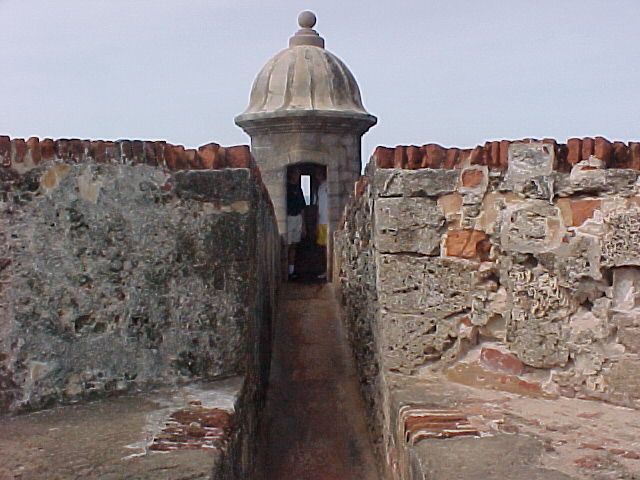 El Moro Guard Tower - Viejo San Juan
Matt  Hillier
02 Apr 2003