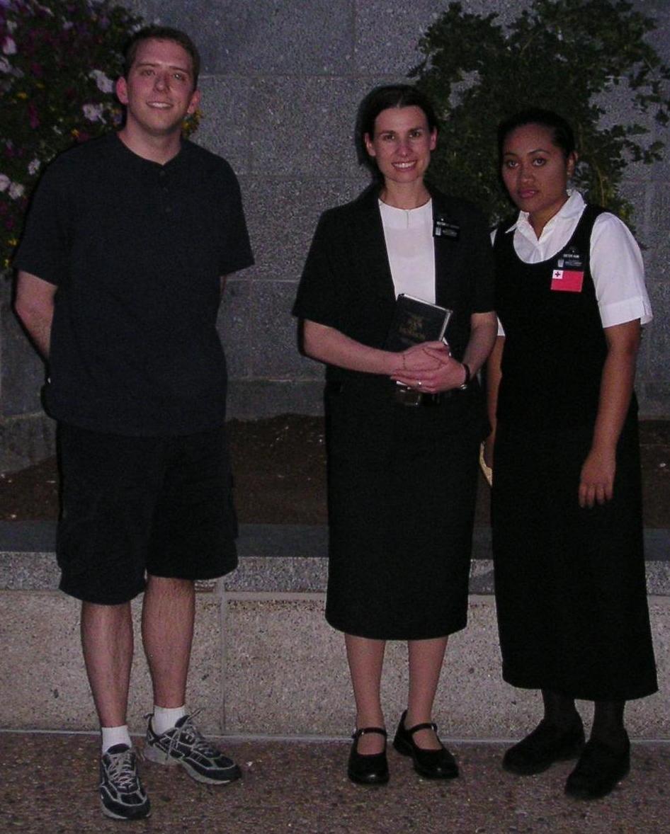 Michael Buck finds Sister Iulia Grigoras from Bacau serving on Temple Square.
Michael D Buck
27 Jun 2004