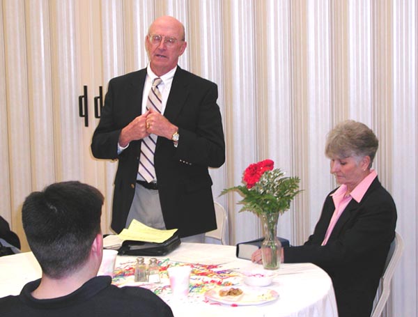 Just like the old Zone Conferences on our mission.  President and Sister Nelson had some inspiring messages for us.
Bryan Moody
07 Apr 2003