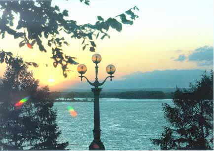 Nice view of the Volga River
Bryan Moody
18 Apr 2003