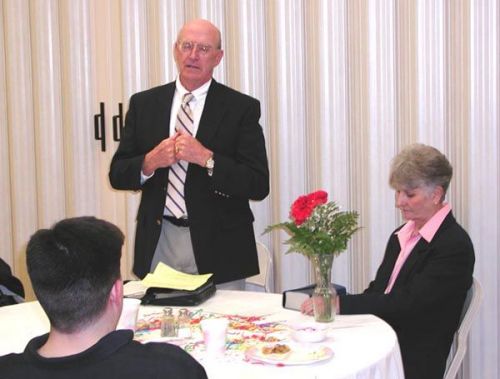 Just like the old Zone Conferences on our mission.  President and Sister Nelson had some inspiring messages for us.
Bryan Moody
07 Apr 2003