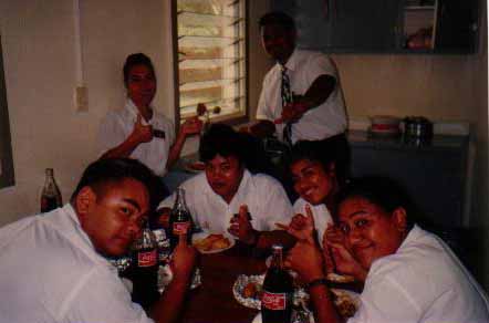 A light Snack
Junior Avei Ahyu
07 Feb 2001