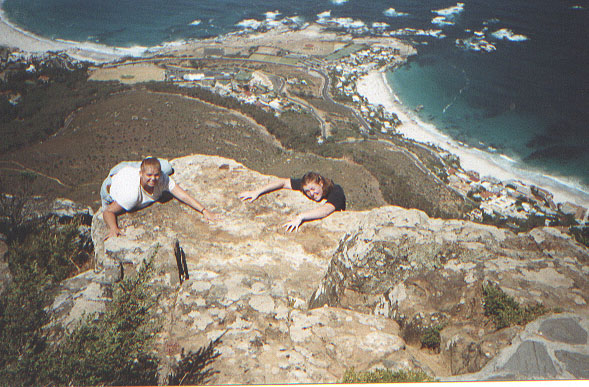 A unique shot of the view from Lion's Head in Cape Town.
Megan  Rees
14 Sep 2001