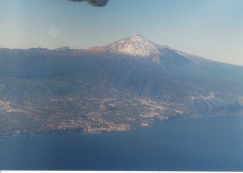 Tenerife - Puerto de la Cruz
Adam M. Hiatt
20 Oct 2002