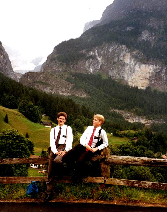 King and Price ~ 1990 - Just can't beat the scenery.
Rich V Price
29 Nov 2007