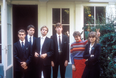 Basel Distrikt vor dem Gemeindehaus: Elders Mark Gheen, Kameron Johnson, Kerry Woolsey, Lloyd Smith, Sisters Sally Hoffman & Maike Stoltenberg (Hamman)
Maike Ruth Hamman
07 Dec 2007