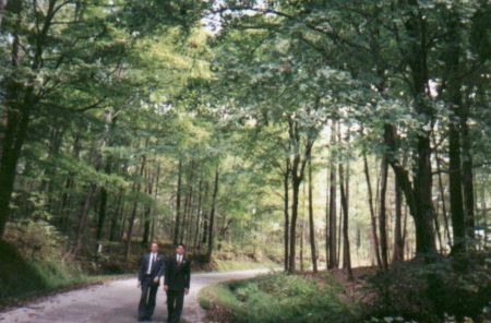Elders Godfrey and Peterson somewhere near Westmoreland, TN.
Kory Wendel Godfrey
04 Jun 2002