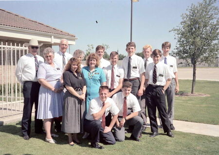 Zone Meeting in Sherman Texas - Spring 1989. Includes Elder/Sister Hyer, Elder/Sister Foreman, Elders Queen, Esko, Heyward, Davis, Gardner, Myers, Heaton, Ford, and Sisters Marsden and Cullimore.
Robert  Heyward
25 Jun 2008