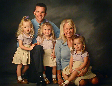 Reed & Melissa Gunnell Family
Reed T Gunnell
07 Jan 2006