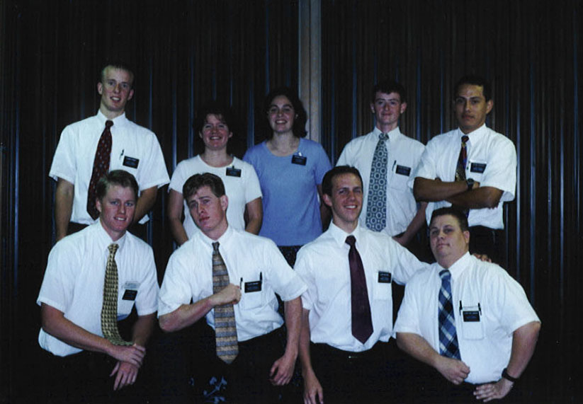 Top: Elder Street, Sister Scroggins, Sister Bailey, Elder Richards, Elder Guevarra  Bottom: Elder Cook, Elder Brown, Elder Mitchell, Elder Williamson
Todd  Williamson
04 Apr 2001