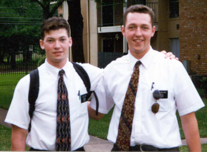 Pasedena
Avery A. Jones
10 Apr 2001