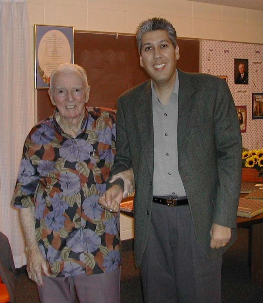 Here's a picture of President Lowe and Dean at the 10/4/02 Open House.
Dean L. Crandall
28 Oct 2002