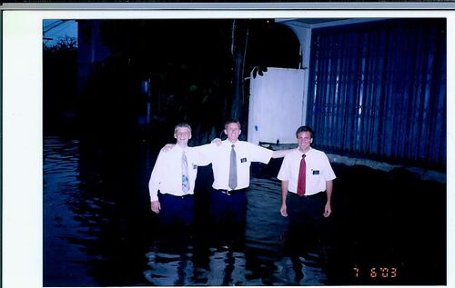 Elder Chambers, Elder Hamblin and I just chillin in the knee high water! (:
Danny Scott Adamson
02 Apr 2006