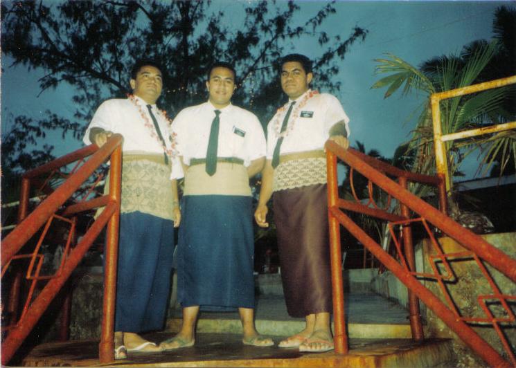 L-R Eld Mapa, Eld Teumohenga, Eld Taumalolo
Semisi Makanivila Taumalolo
14 Aug 2007