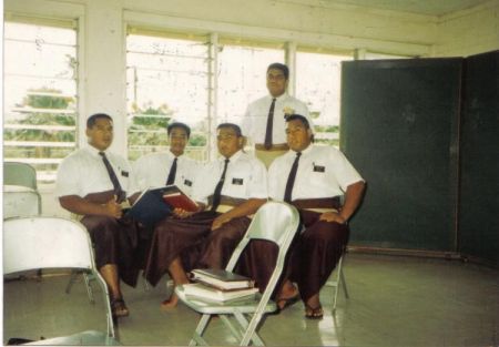 L-R Eld Matelau, Eld Palemani, Eld Fonua, Eld Vea and Taumalolo
Semisi Makanivila Taumalolo
14 Aug 2007