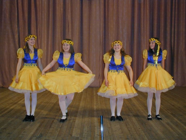 Sister Syme taught these girls to clog and they went around Donetsk performing in Spring
2002. (Submitted by Heather Morris)
Dan Cramer
22 Sep 2003