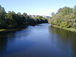 The river behind the hotel we stayed in
David  McQueen
11 Nov 2004