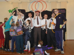 Puppet show
David  McQueen
13 Nov 2004