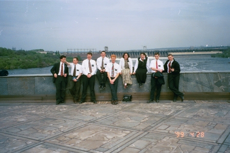 Zaporozhe missionaries on Khortytsa Island, with 'Dneproges' dam in the background.  (The dam is even bigger than it looks.)
Bryce  Christensen
15 Nov 2004