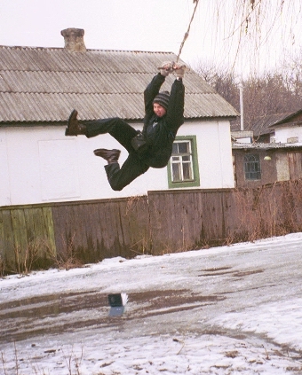 Elder Cramer enjoys a roadside rope swing, while his Book of Mormon enjoys an unexpected bath.
Bryce  Christensen
15 Nov 2004