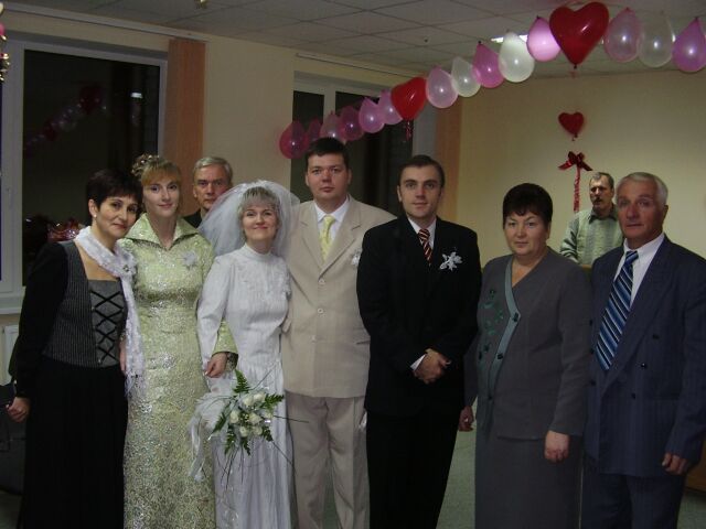 Olia Podolskaya from Dnepropetrovsk and Vladimir Mochalov from Lugansk wedding. November, 4, 2005
Olga Sergeevna Mochalova (Podolskaya)
04 Sep 2006