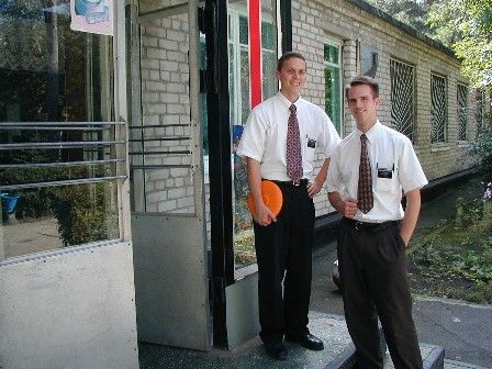 This is outside what I assume to be where the branch in the Crimea meets. I miss those crazy bars on the windows!
Heather Hokanson
12 Nov 2003