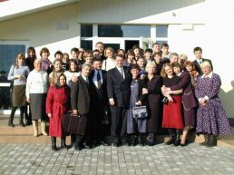 Donetsk Petrovsky Dedication
David  McQueen
11 Nov 2004