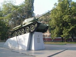 The tank
David  McQueen
12 Nov 2004