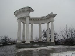 Poltava landmark
David  McQueen
12 Nov 2004