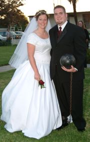 Here is a picture of me and my wife on our wedding day.
Jason A. Morris
08 Oct 2004
