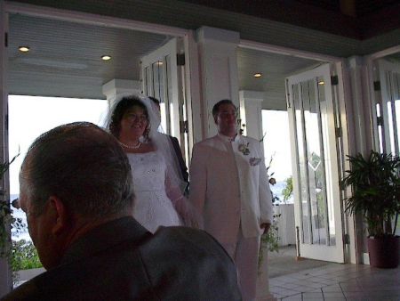 Me and my new Husband!
Mibi L Harp
24 Dec 2004
