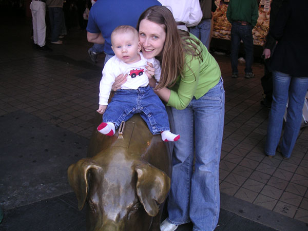 At the Pike Place Market-such a cliche Seattle photo!
Adam Jon Christensen
30 May 2005
