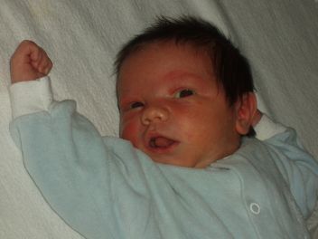 Michelle and I had our second son on April 23, 2006
Steven Mark Woodruff
01 May 2006