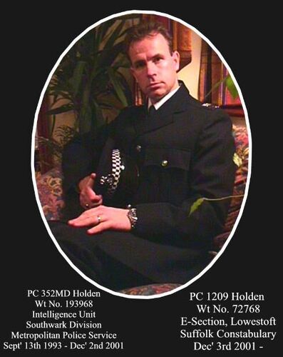 Philip Holden USLC Sth Mar'86-Mar'88
Now Serving Police Officer (UK)
Philip Gordon Holden
11 Mar 2002