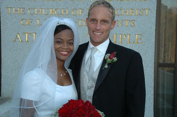 On our wedding day.
San  Gray
21 Dec 2004