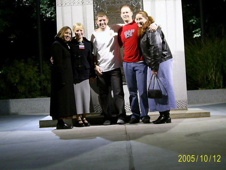 Sister Ushkova and sister Pedreira, Roma, Diana and Kyle
Roman Chelyshev
24 Jul 2006