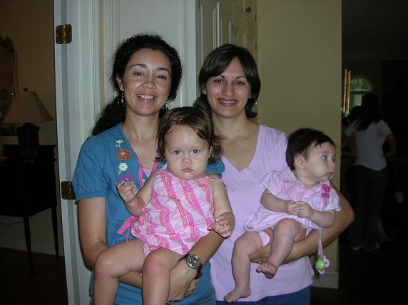 We'z keepin' it real! We meet up at a baby shower ...crazy story there! 
Aug07
Muriel  (Fernandez-Martinez) Replogle
11 Sep 2007