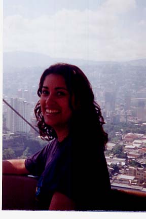 Hola, espero que esten bien, esto fue en mis vacaciones en el teleferico de caracas, atras se ve Caracas, besos!!!!
Raquel Mercedes  Suarez Melendez
28 Oct 2002