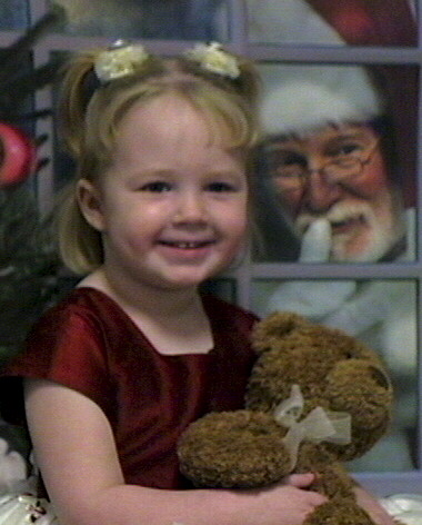 McKilie and Santa
Clay  Freeze
25 Dec 2004