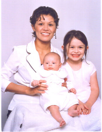 AQUI CON MIS FUTOS
Dorys Broderick
02 Sep 2005