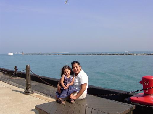 Andrea & Mami at the Michigan Lake
dilcia  Serrano
29 May 2006