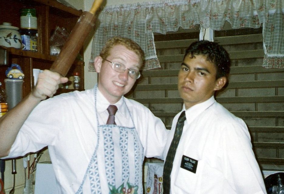 Elder Wood Y Elder Tellez en una demostracion de compañerismo...
Eugenio  Cedeño
22 Jul 2007